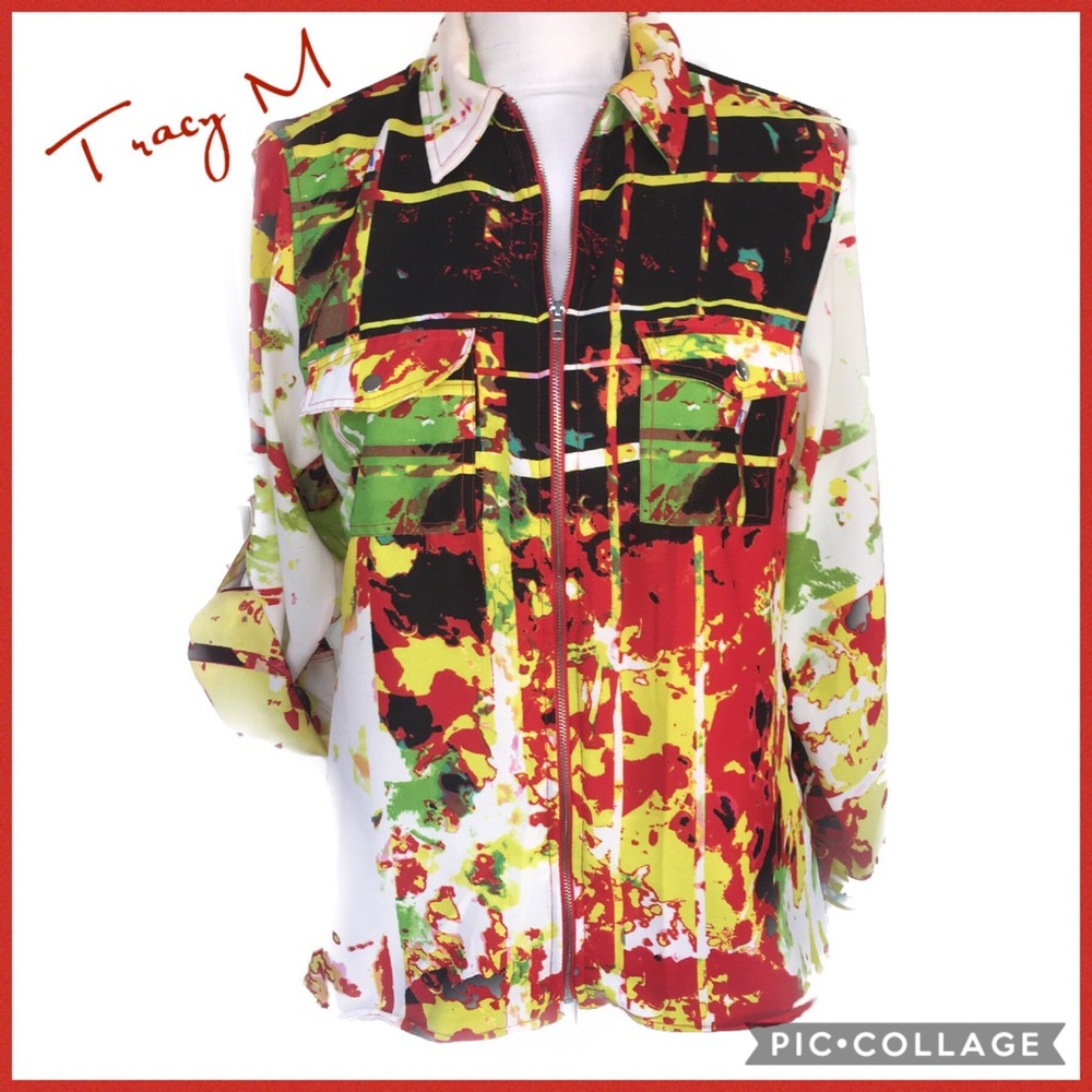 Tracy M Abstract Zip Front Top Size M